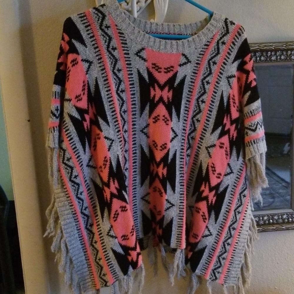 Pullover sweater